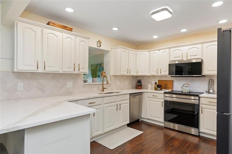 3130 NW 69th Street, Fort Lauderdale, FL 33309 Photo