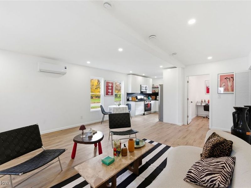 9918 Quebec Avenue, Cleveland, OH 44106 Photo 10