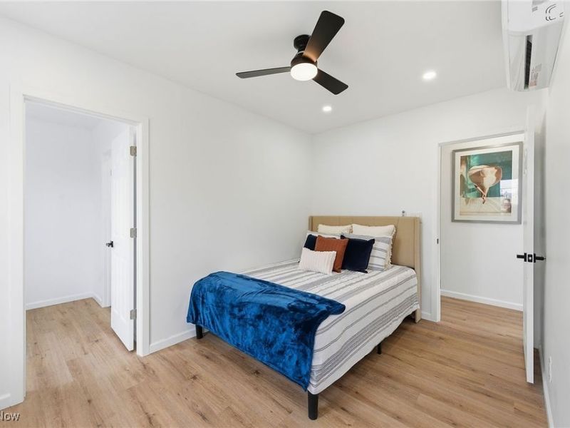 9918 Quebec Avenue, Cleveland, OH 44106 Photo 25