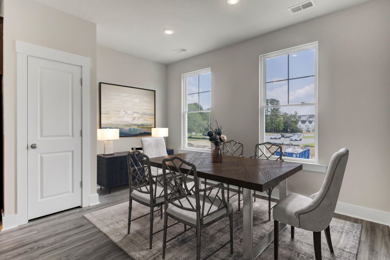 526 Heathwood Way Photo 24