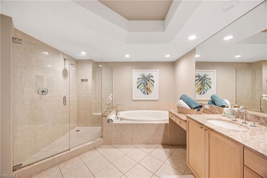 1060 Borghese Ln, Unit 701, Naples, FL 34114 Photo