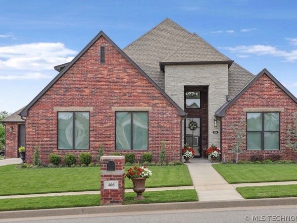 406 N 84th Place, Broken Arrow, OK 74014