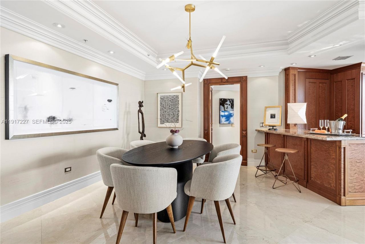 808 Brickell Key Dr, Unit 1802, Miami, FL 33131 Photo