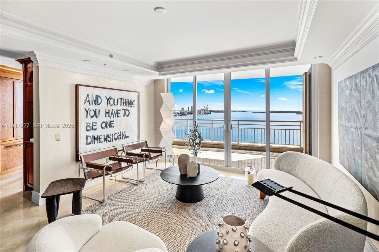 808 Brickell Key Dr, Unit 1802, Miami, FL 33131 Photo