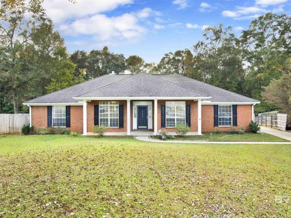 9534 N Labrador Run, Mobile, AL 36695