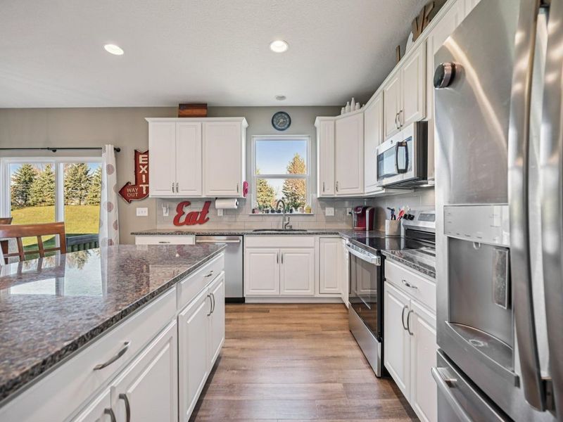 573 Eagle Walk Road, Delaware, OH 43015 Photo 9