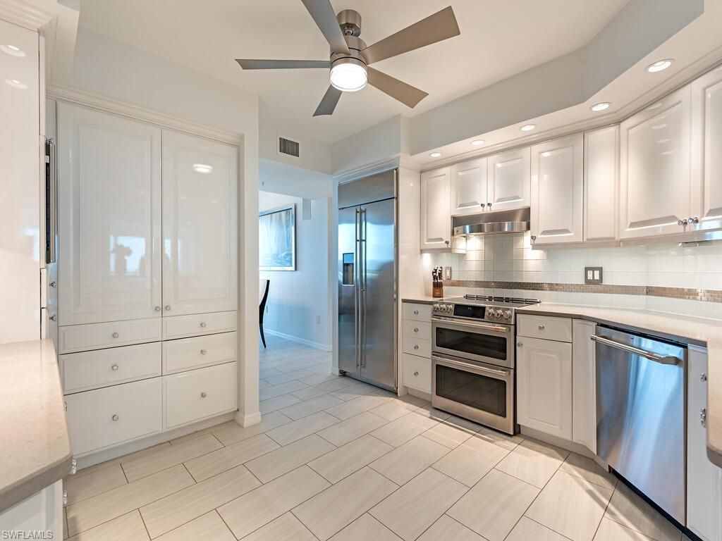 7515 Pelican Bay Blvd, Unit 9C, Naples, FL 34108 Photo