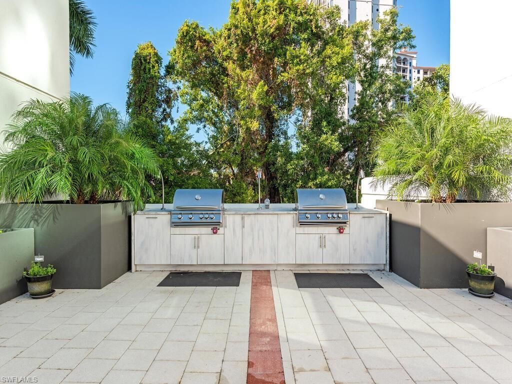 7515 Pelican Bay Blvd, Unit 9C, Naples, FL 34108 Photo
