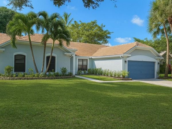 1710 Park Tree Place, Delray Beach, FL 33445