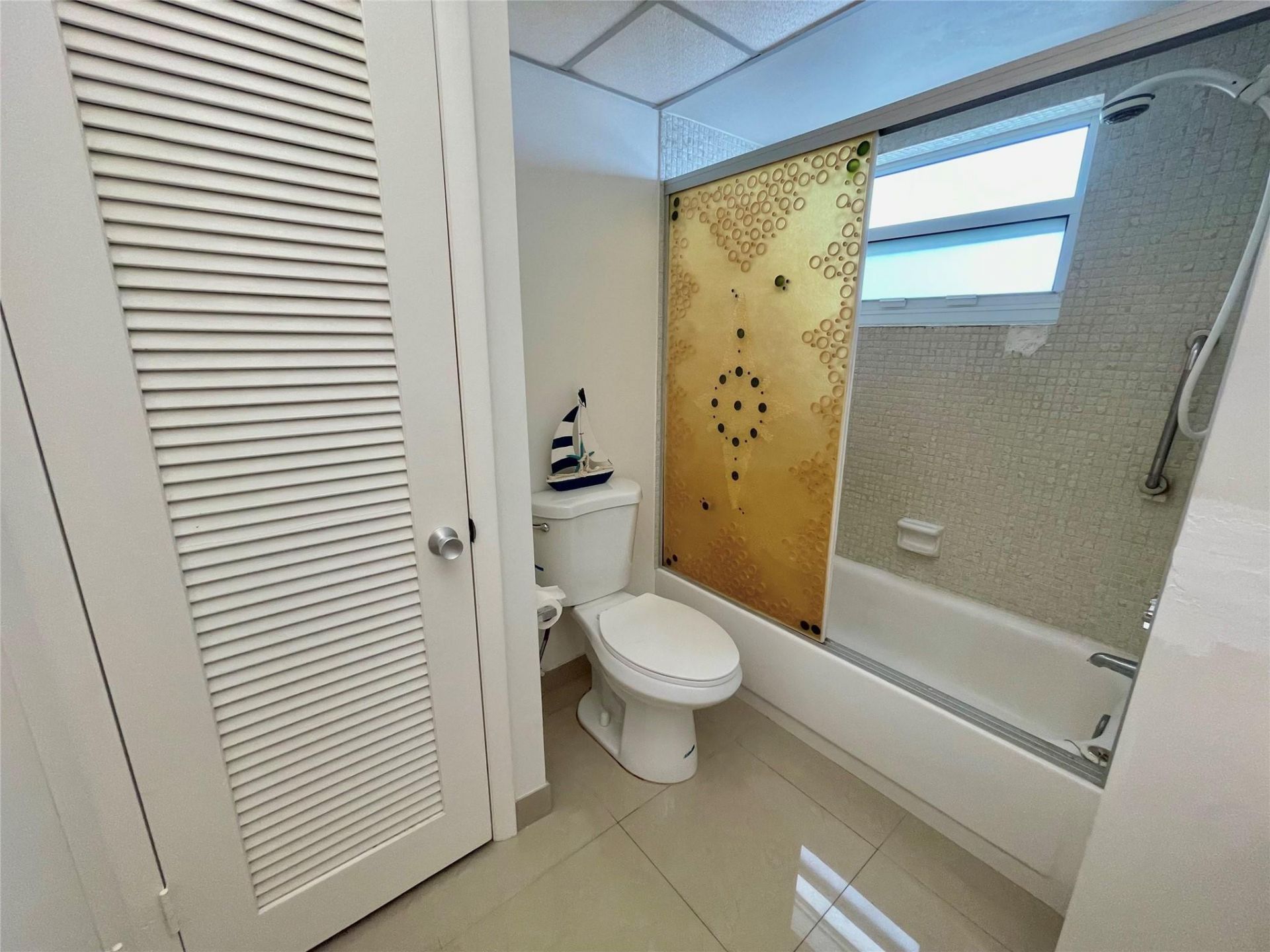 1175 NE Miami Gardens Dr, Unit 405, Miami, FL 33179 Photo