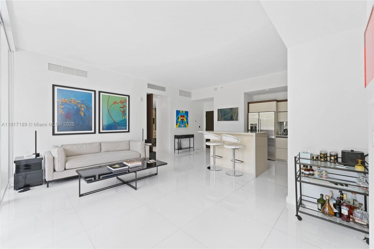 2100 Park Ave, Unit 201, Miami Beach, FL 33139 Photo