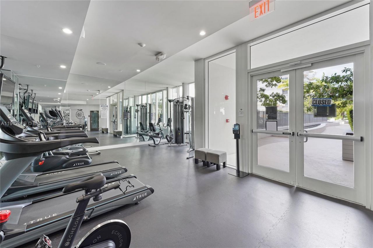 2100 Park Ave, Unit 201, Miami Beach, FL 33139 Photo