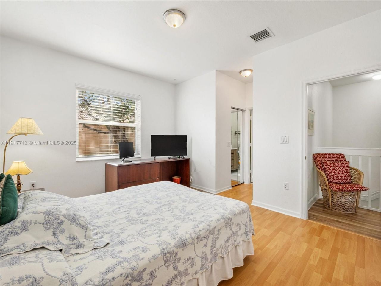 733 NW 170th Ter, Pembroke Pines, FL 33028 Photo