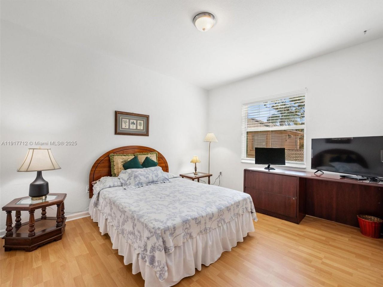 733 NW 170th Ter, Pembroke Pines, FL 33028 Photo