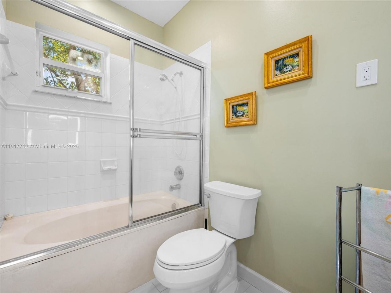 733 NW 170th Ter, Pembroke Pines, FL 33028 Photo