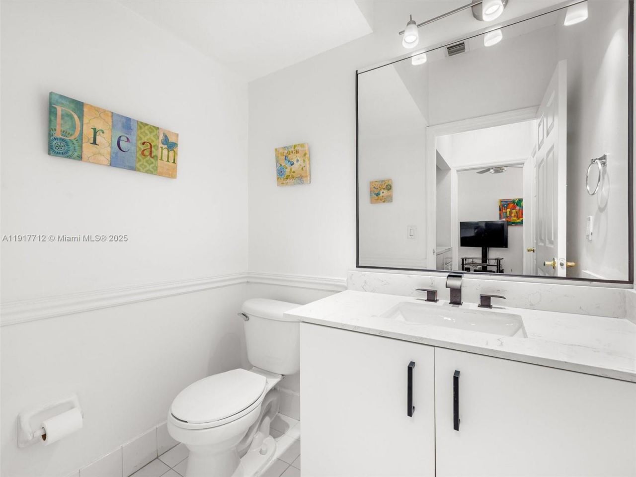 733 NW 170th Ter, Pembroke Pines, FL 33028 Photo