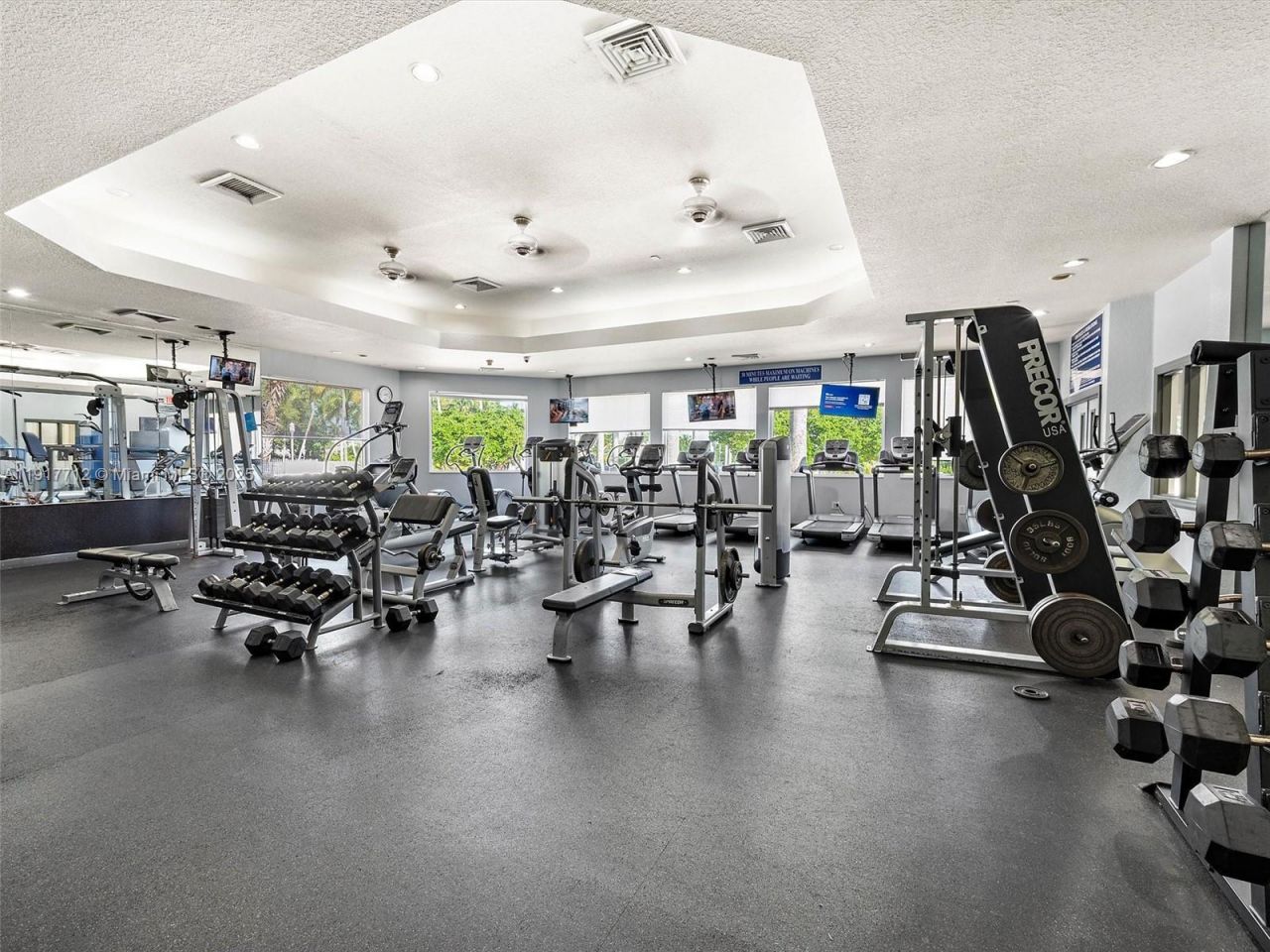 733 NW 170th Ter, Pembroke Pines, FL 33028 Photo