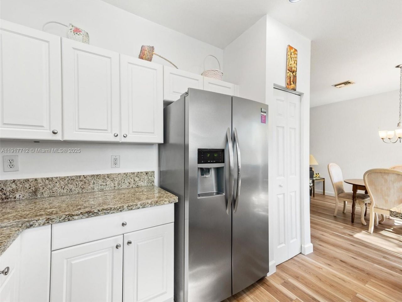 733 NW 170th Ter, Pembroke Pines, FL 33028 Photo