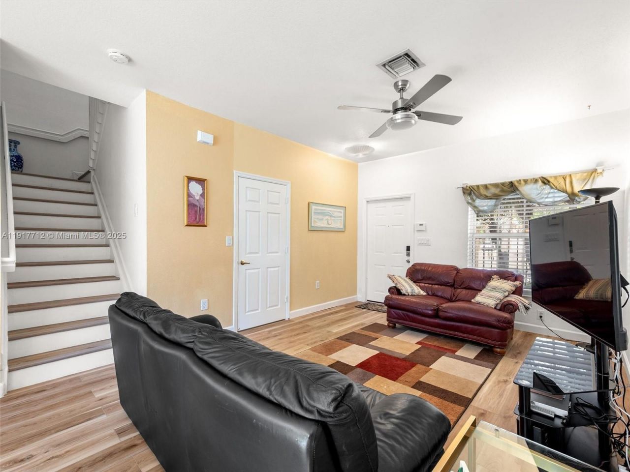 733 NW 170th Ter, Pembroke Pines, FL 33028 Photo