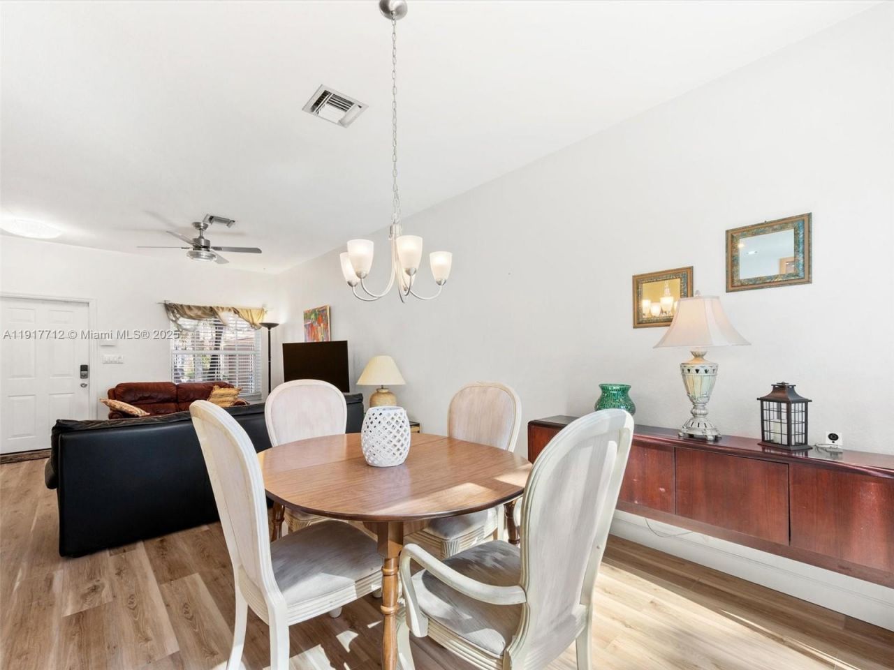 733 NW 170th Ter, Pembroke Pines, FL 33028 Photo