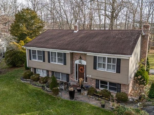 616 CLIFTON DRIVE, BEAR, DE 19701