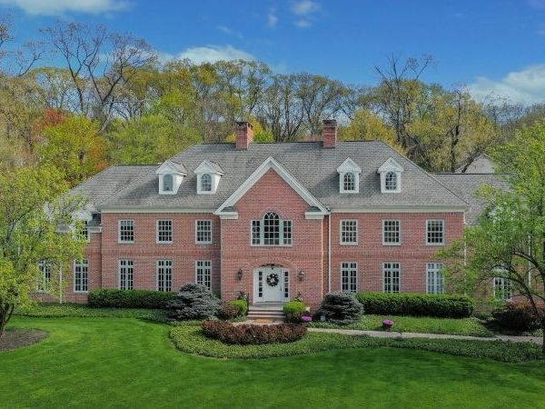 552 Stangle Rd, Bridgewater, NJ 08836