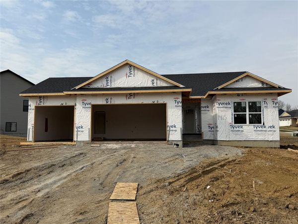 1415 Legend Drive, Tiffin, IA 52340