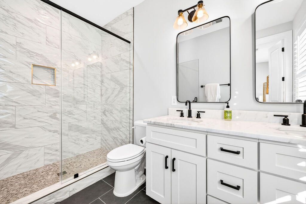 52 Aiken Street Photo 16