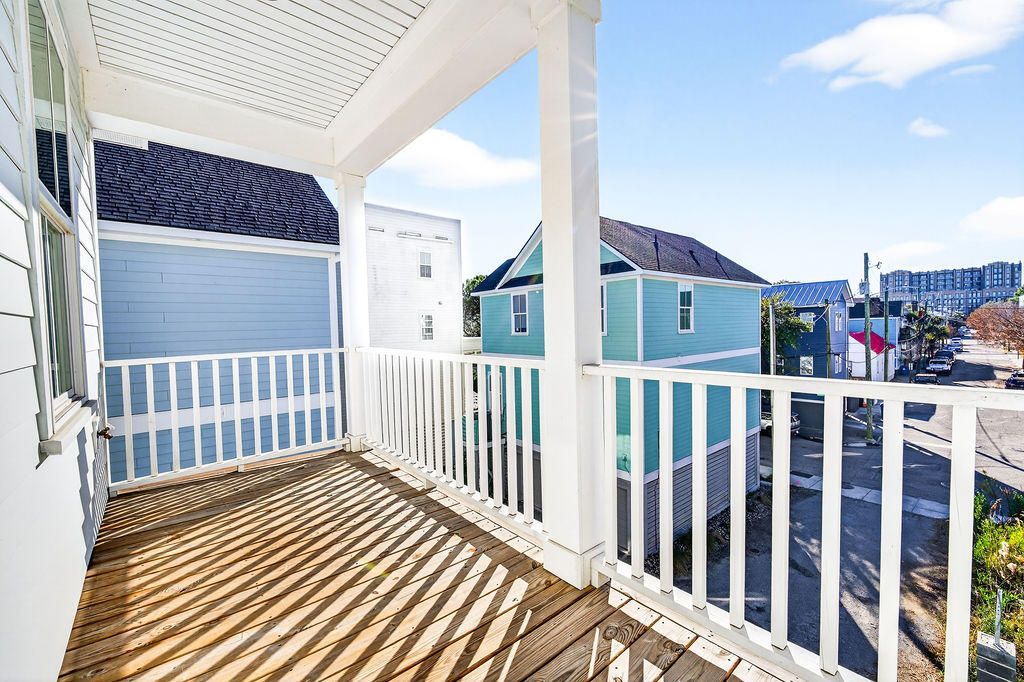 52 Aiken Street Photo 21