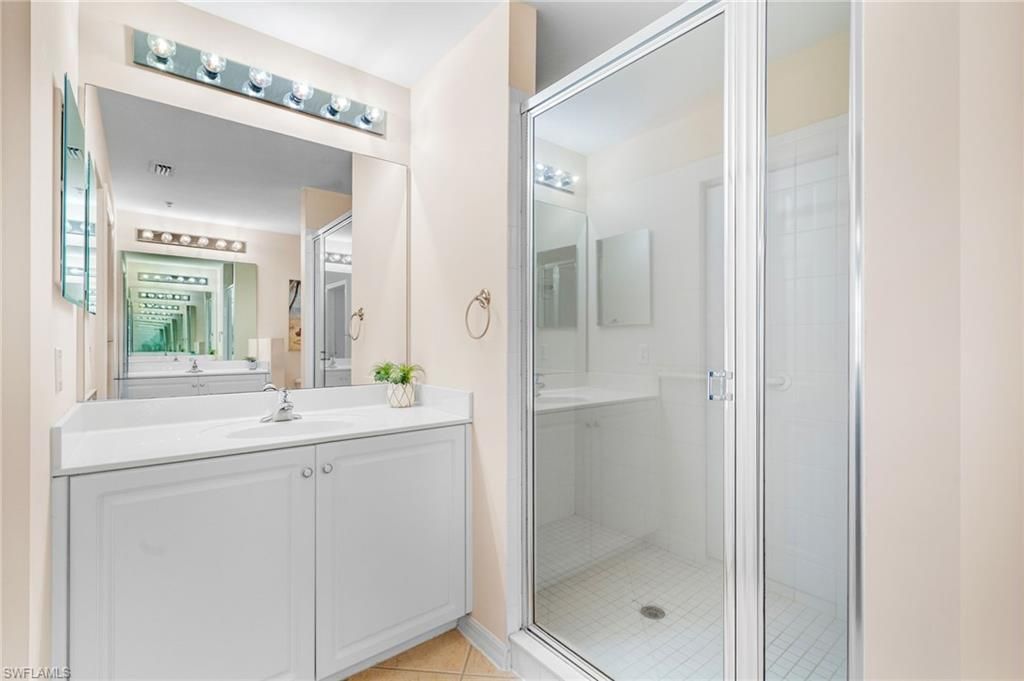 3990 Loblolly Bay Dr, Unit 7-205, Naples, FL 34114 Photo