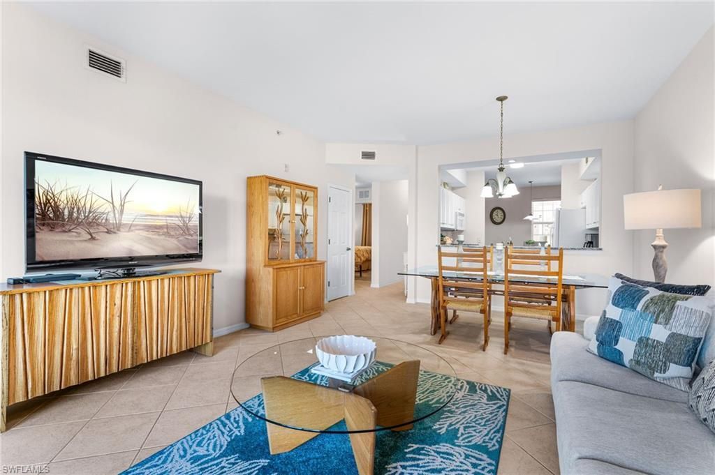 3990 Loblolly Bay Dr, Unit 7-205, Naples, FL 34114 Photo