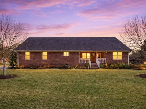 11 Paige Street, Cartersville, GA 30121