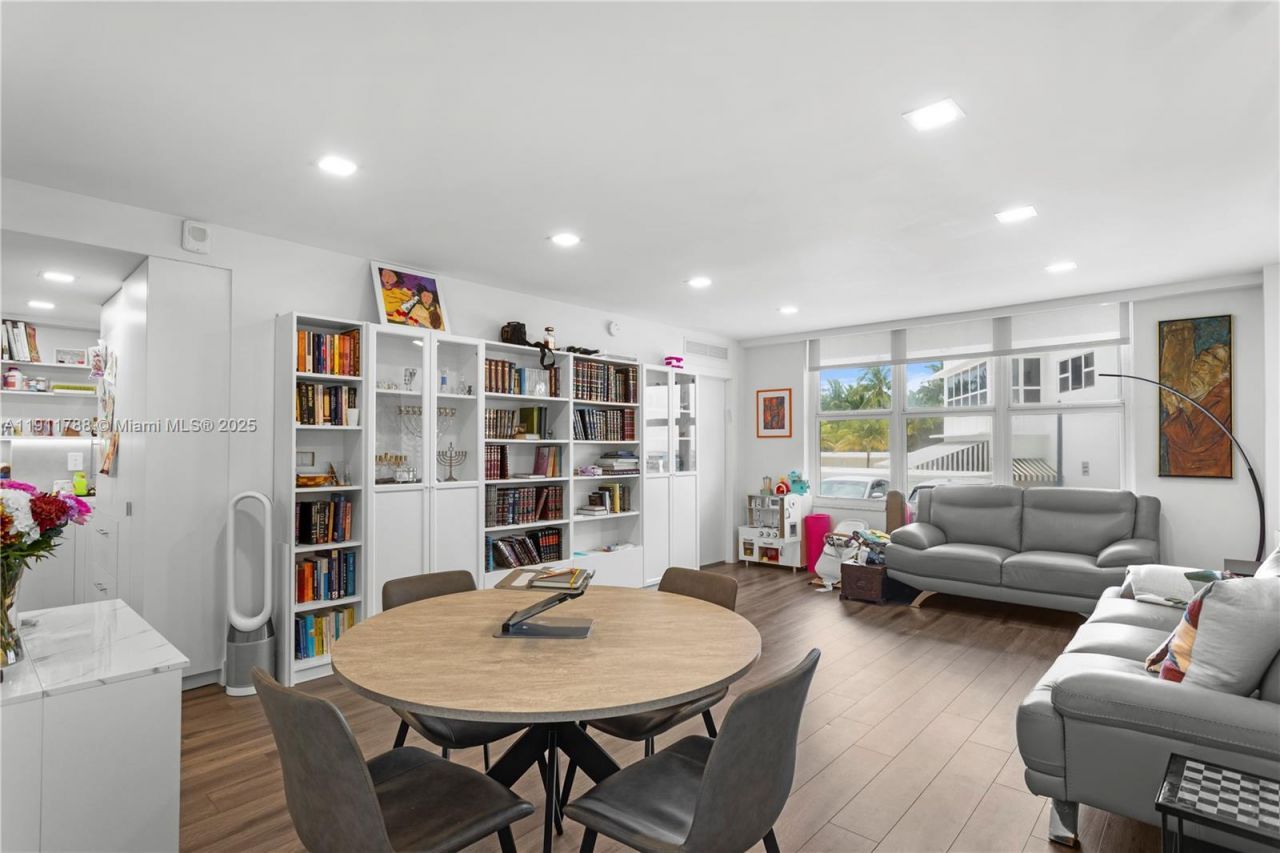 5001 Collins Ave, Unit 1G, Miami Beach, FL 33140 Photo