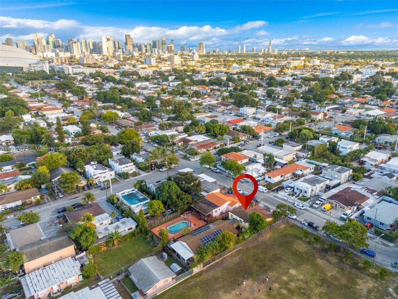 2029 NW 5th St, Miami, FL 33125 Photo