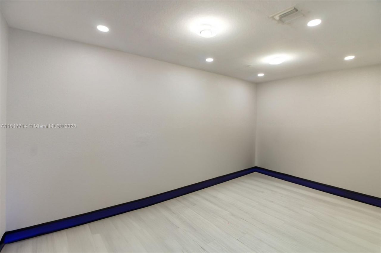 22511 SW 88th Pl, Unit 7-24, Cutler Bay, FL 33190 Photo