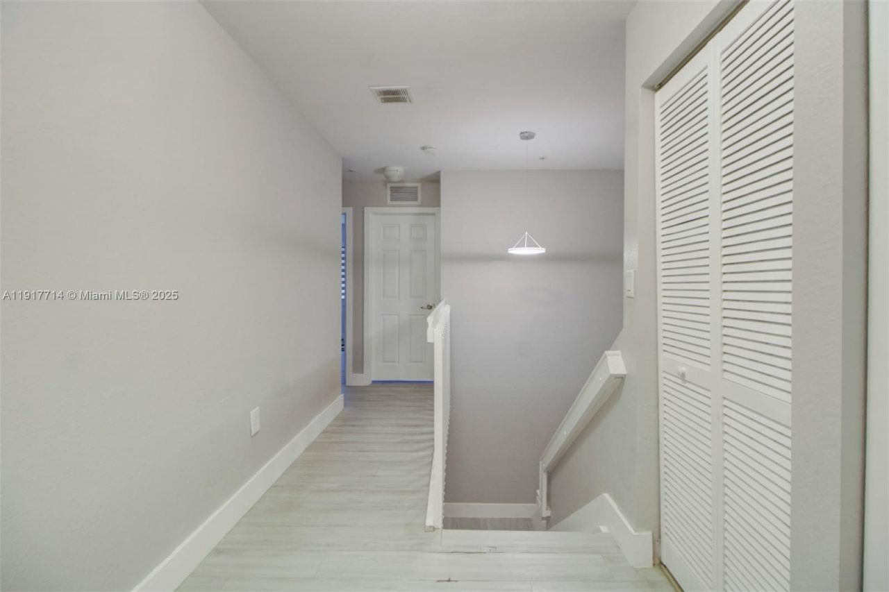 22511 SW 88th Pl, Unit 7-24, Cutler Bay, FL 33190 Photo