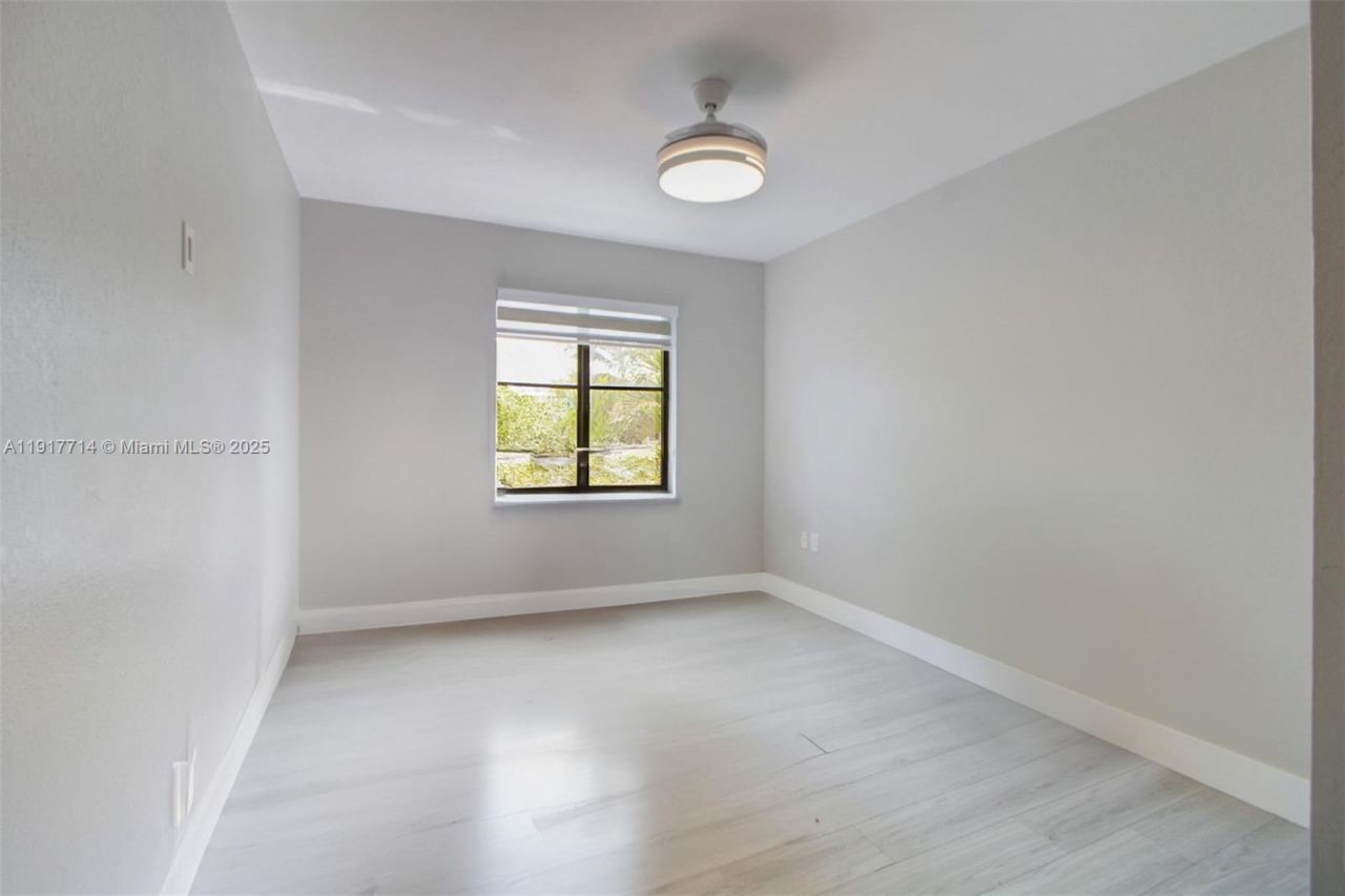 22511 SW 88th Pl, Unit 7-24, Cutler Bay, FL 33190 Photo