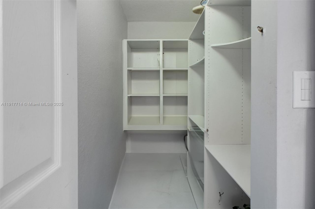 22511 SW 88th Pl, Unit 7-24, Cutler Bay, FL 33190 Photo