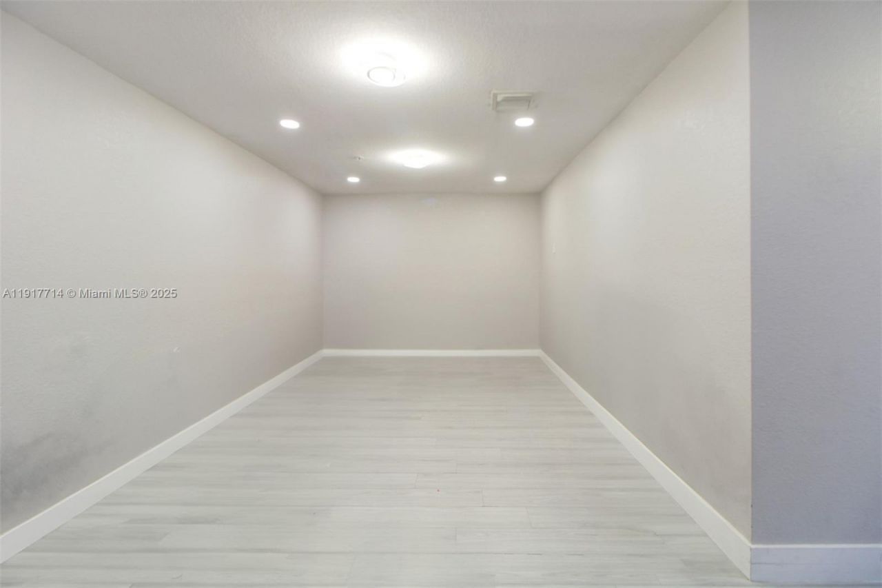 22511 SW 88th Pl, Unit 7-24, Cutler Bay, FL 33190 Photo