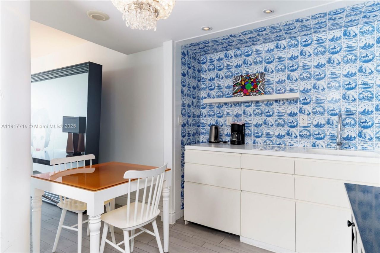 1100 West Ave, Unit 1515, Miami Beach, FL 33139 Photo