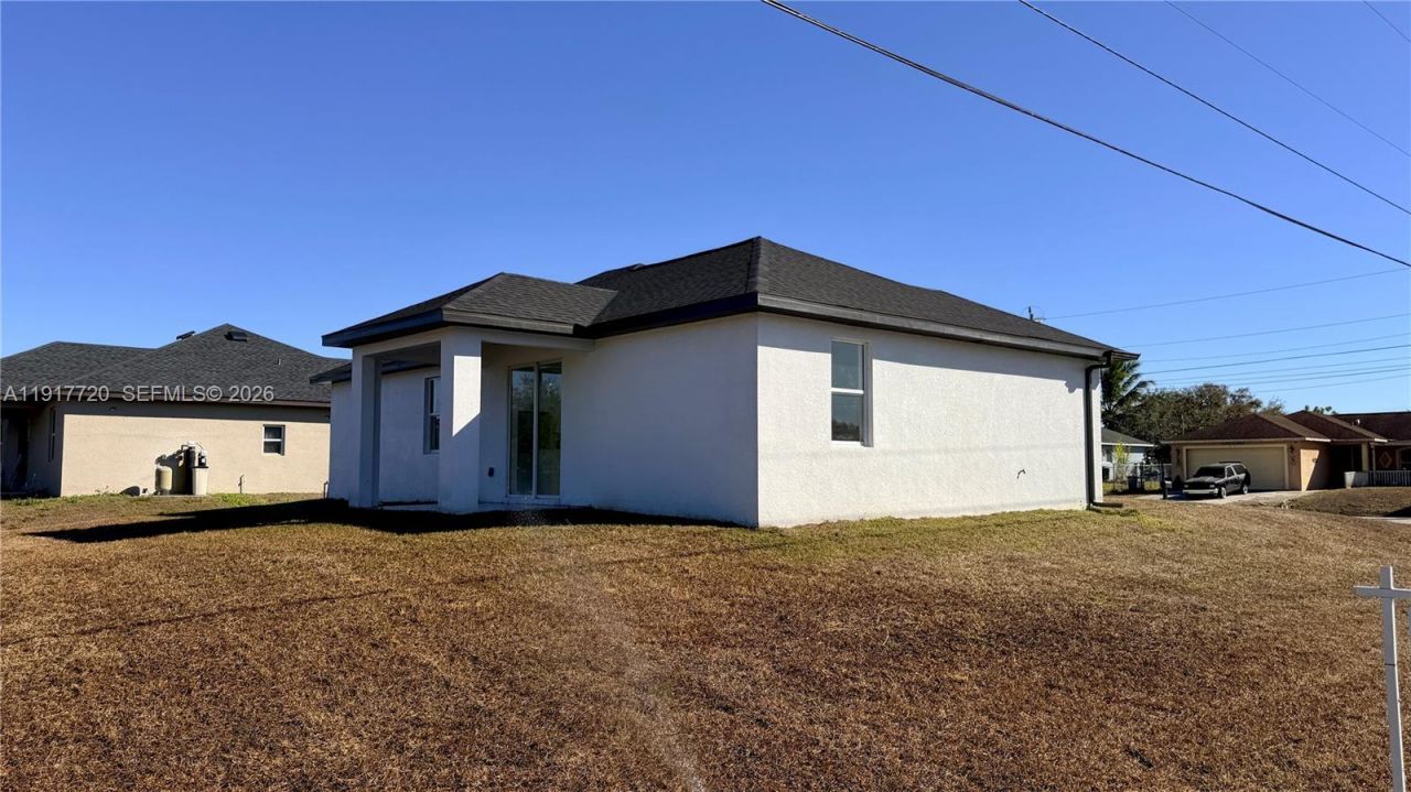 4118 4th St Sw, Lehigh Acres, FL 33976 Photo