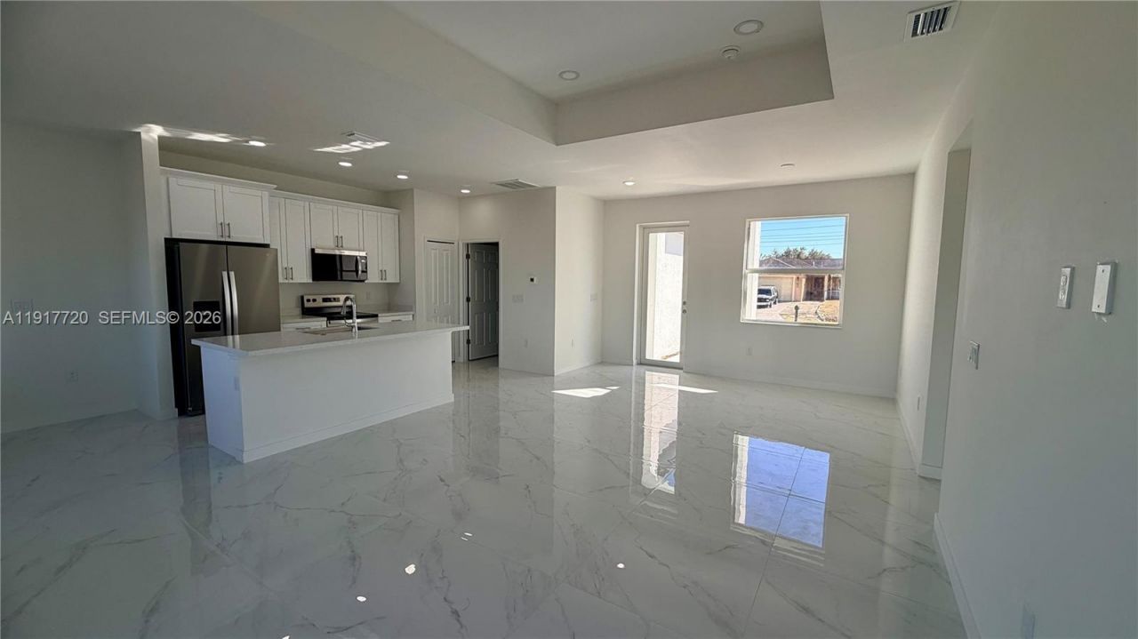 4118 4th St Sw, Lehigh Acres, FL 33976 Photo