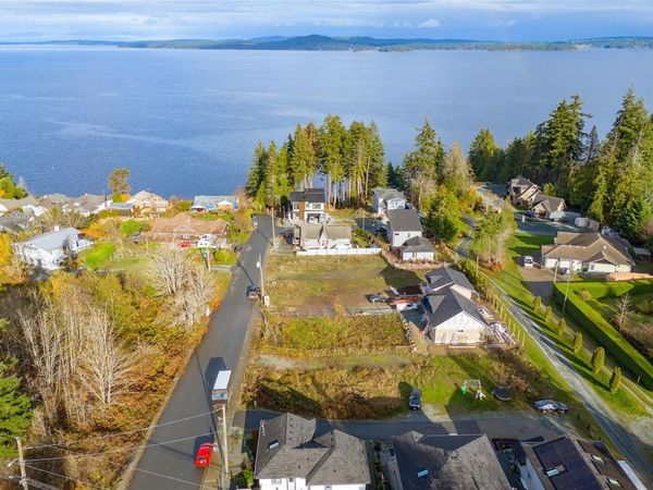 3192 Malcolm Rd, Unit Lt 4, Chemainus, BC V0R 1K2