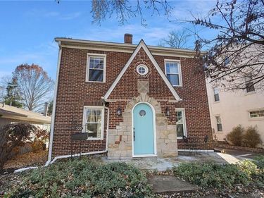 320 Claranna Avenue, Oakwood, OH 45419