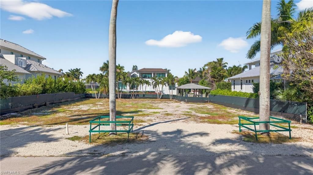 601 17th Ave S, Naples, FL 34102 Photo