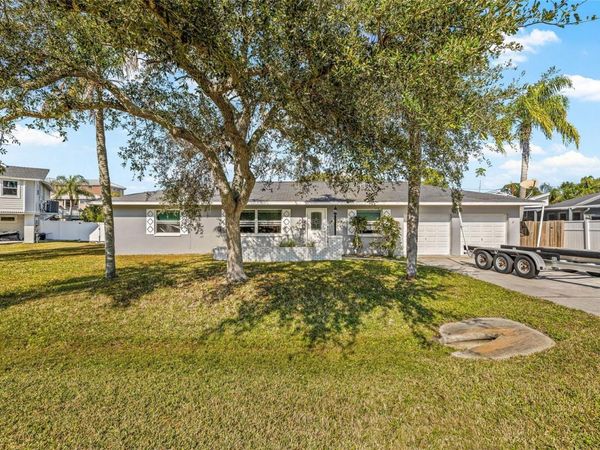 608 FLORIDA BOULEVARD, CRYSTAL BEACH, FL 34681