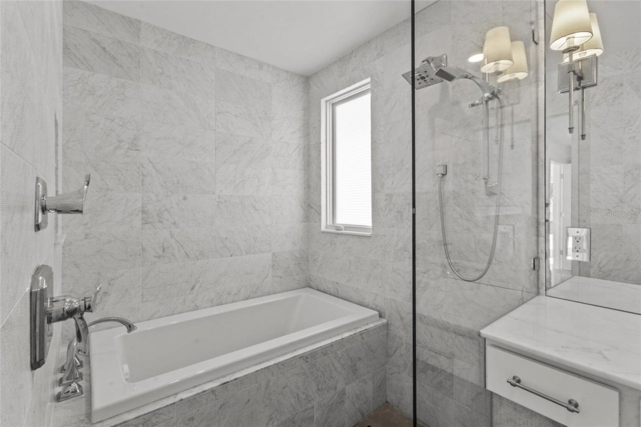 624 Saint Judes Drive, Longboat Key, FL 34228 Photo