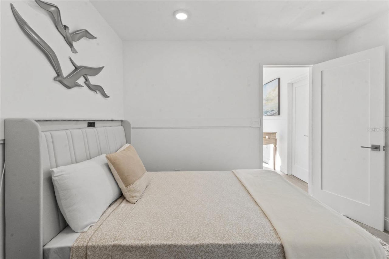 624 Saint Judes Drive, Longboat Key, FL 34228 Photo