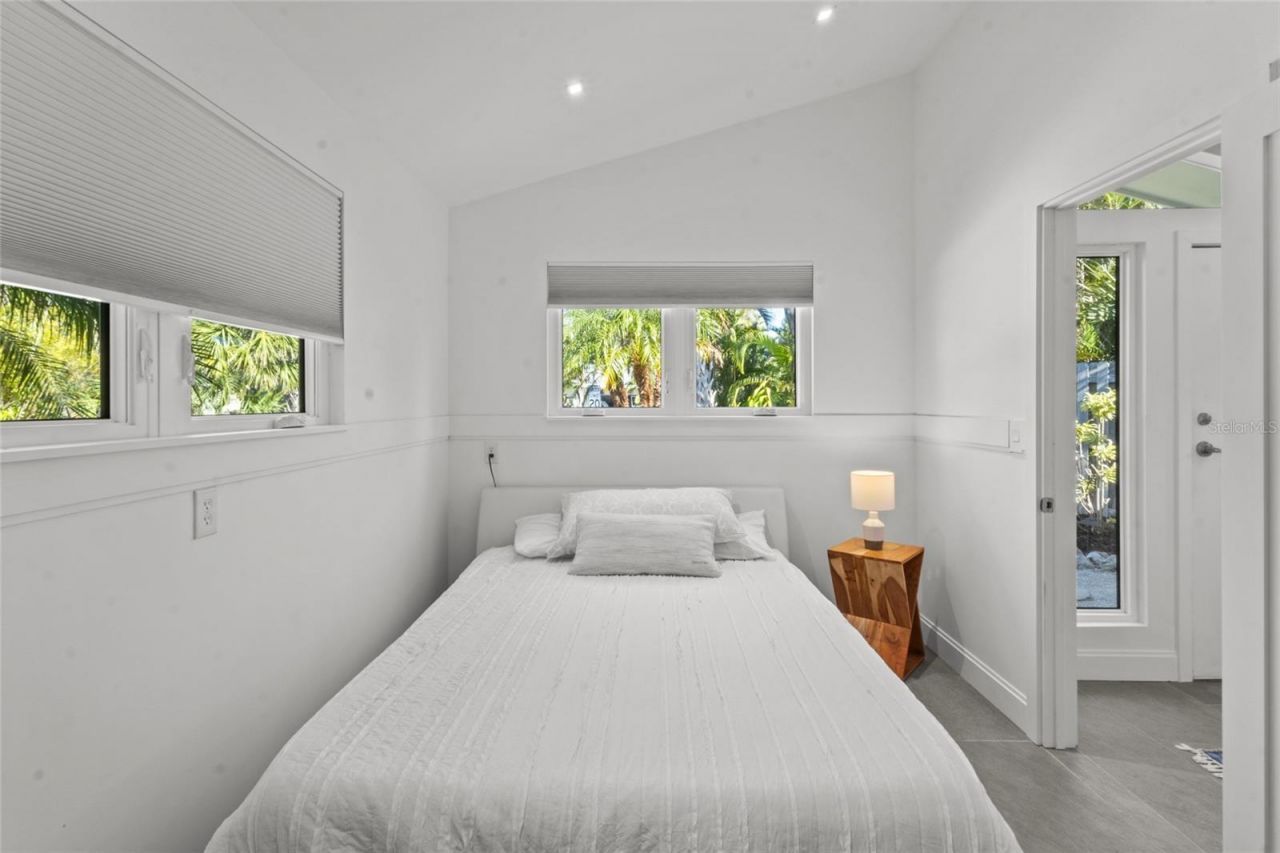 624 Saint Judes Drive, Longboat Key, FL 34228 Photo