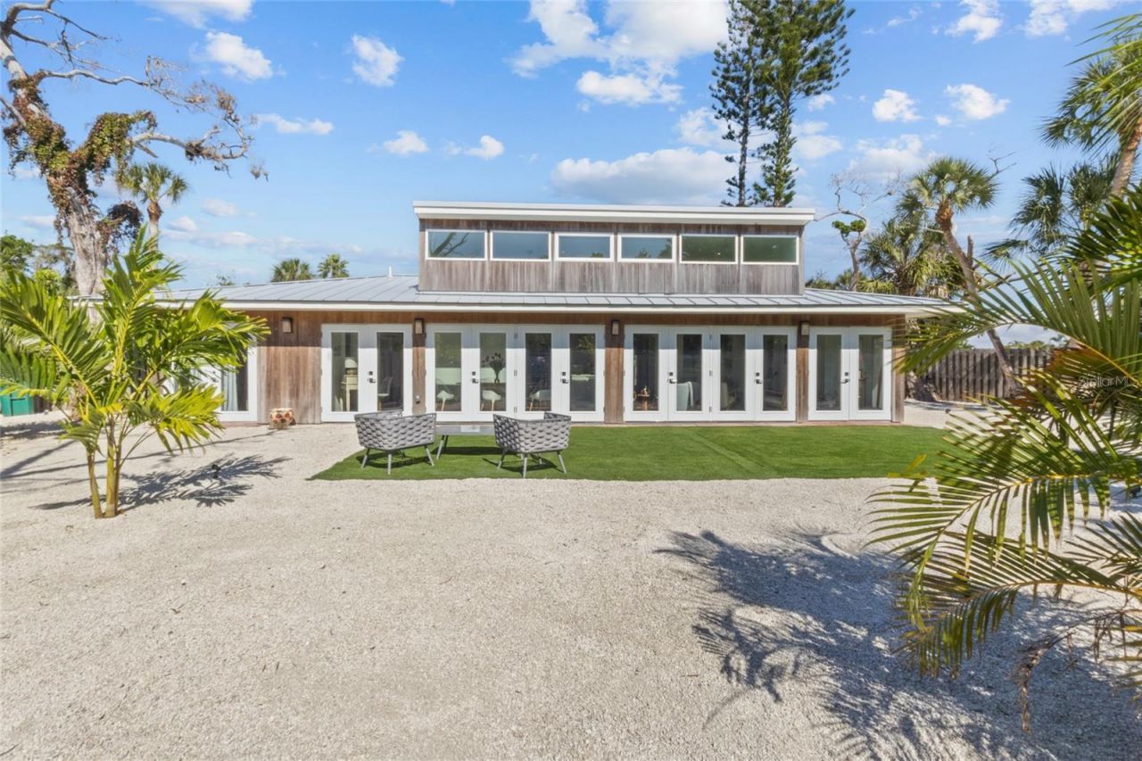 624 Saint Judes Drive, Longboat Key, FL 34228 Photo